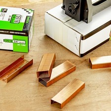 meite Carton Closing Staples 16 Gauge 1-3/8" Crown 7/8" Length 1,400 Counts/Box