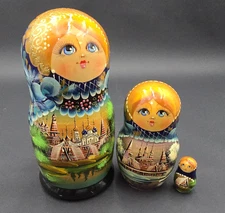 Russian Nesting Doll  Matryoshka Hand Painted Wooden Set of 3