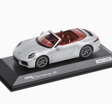 1:43 MINICHAMPS 2025 PORSCHE 911 992.2 Carrera S Cabriolet Ice Grey / red DEALER