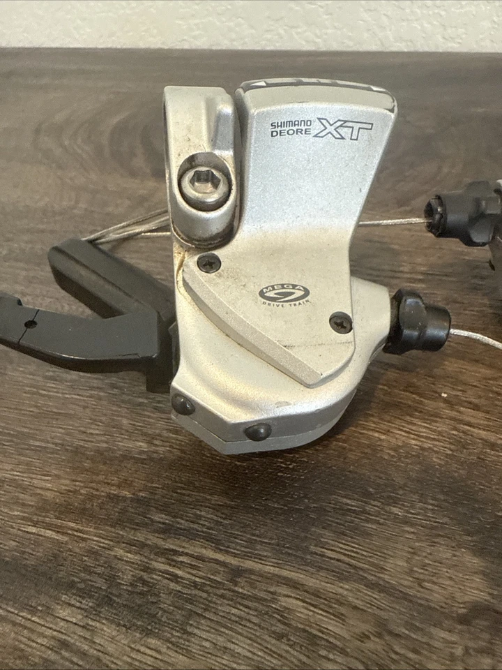 Vintage SHIMANO Deore XT SL M750 3 X 9 Speed MTB Mounntain Bike Shifters Set.AA - Image 2 of 4