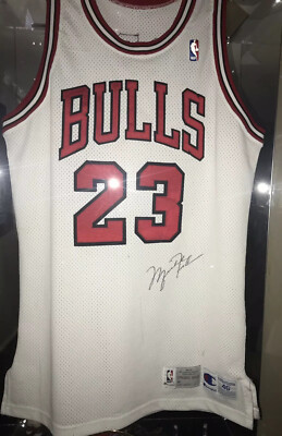 michael jordan signed jersey