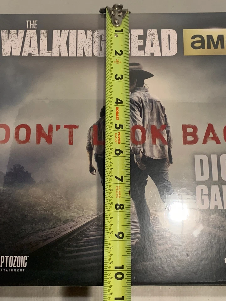 The Walking Dead Don’t Look Back Dice Game Cryptozoic 2014 Sealed - Image 4 of 4
