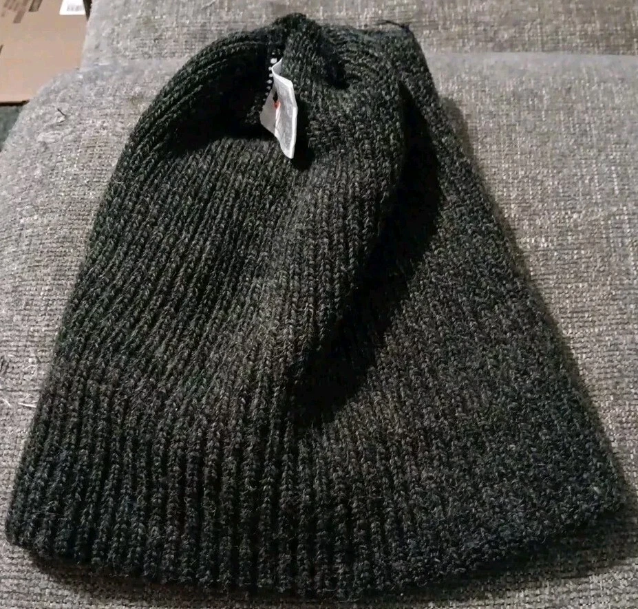 VTG  Nike Spellout Beanie Ski Cap Gray Heathered 85% Acrylic 15% Wool Winter  - Image 4 of 4