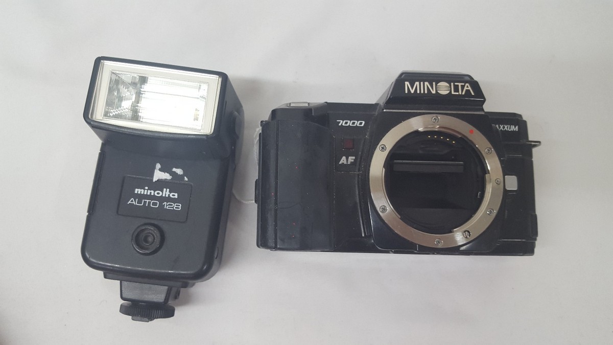 Minolta Maxxum 7000AF 35mm SLR Film Camera, no Lens with Flash | eBay