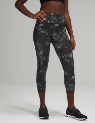 Lululemon Swift Speed High-Rise Crop 21