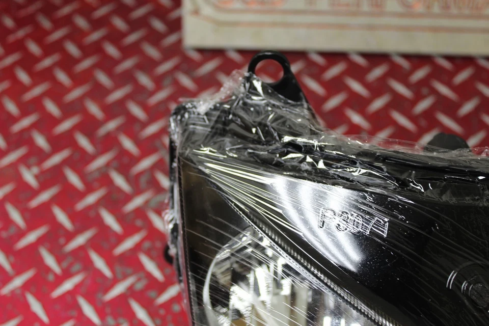 08 - 12 NINJA 250R 03 - 06 Z1000 YANA SHIKI HL2046-5 LUZ PRINCIPAL SIN BOMBILLAS YSKAW1 Foto 2 de 4