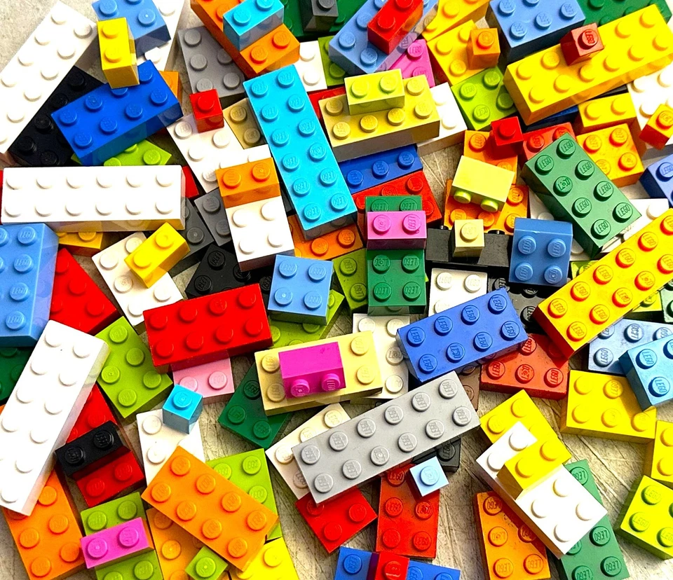 100 LEGO Basic Bricks Blocks Sizes 1x1 1x2 2x2 2x4 2x6 bulk lot mix colors large - Image 2 of 4