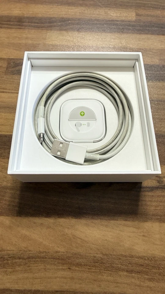 Apple AirPods Pro (1st generation), foto 4 di 5