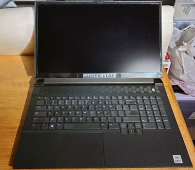 Alienware m17 R4 (17.3 inch FHD, 512GB SSD, i7 10870H, 16GB DDR4, RTX 3070 8GB)