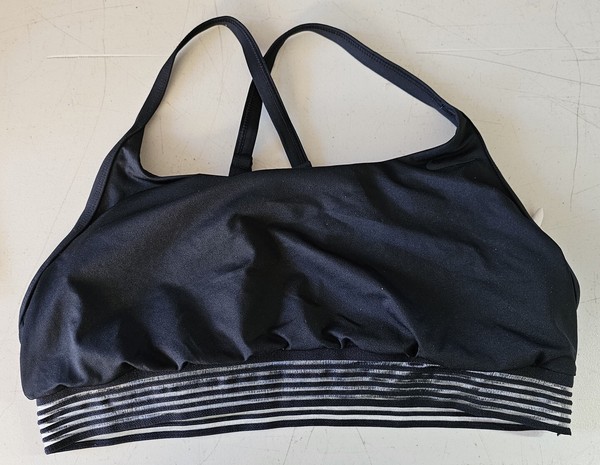 Nike Black Women’s Sports Bra Size 1X Plus Free Postage