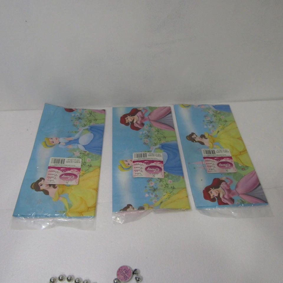 Disney Princesa Cuentos de Hadas Fiesta Suministros 32 Personas 228 Piezas Nuevo Precintado Foto 3 de 4