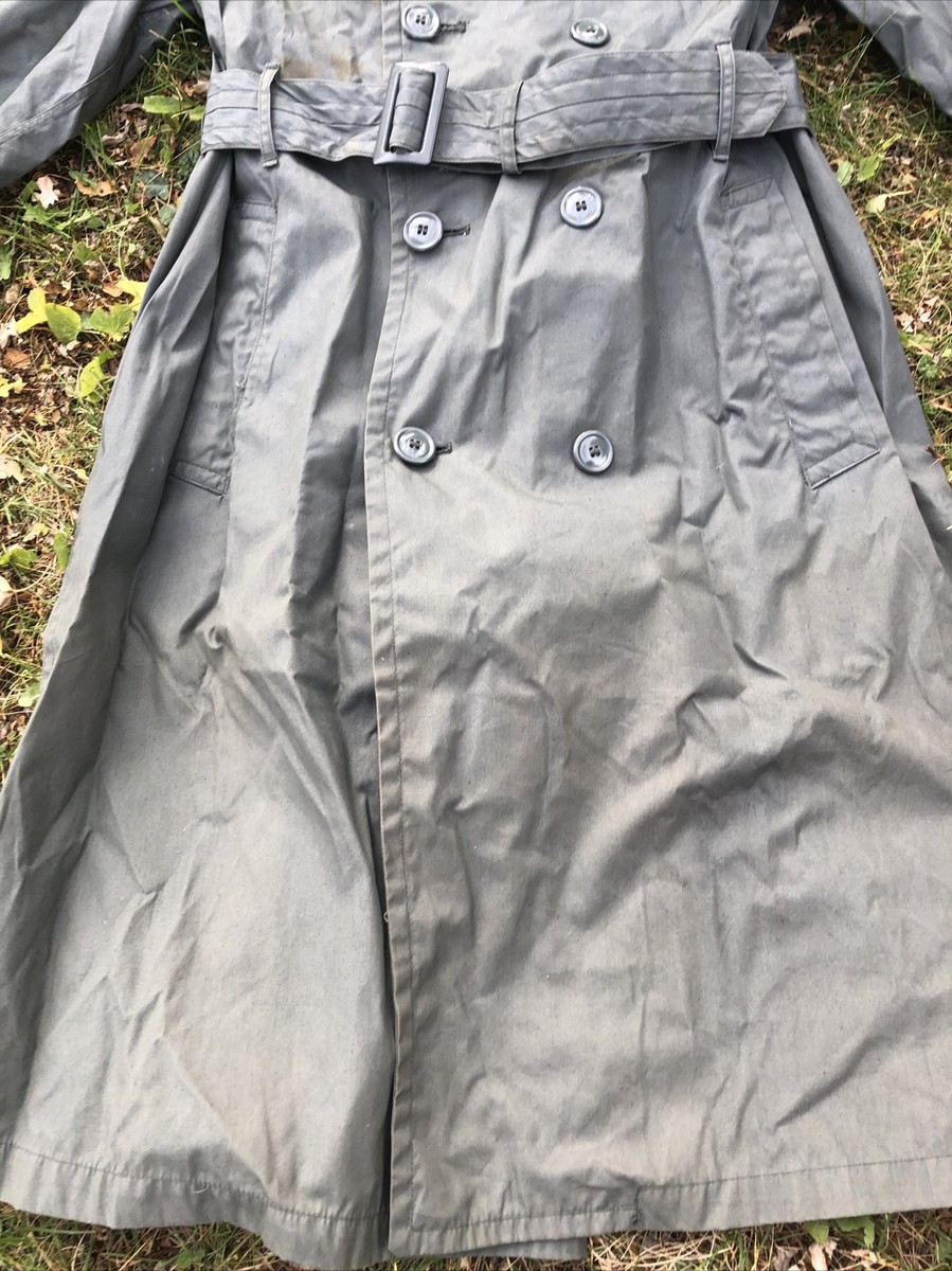 Vintage Military Army Raincoat Cotton/Nylon Quarpel Green Vintage Military Army Raincoat Cotton/Nylon Quarpel Green