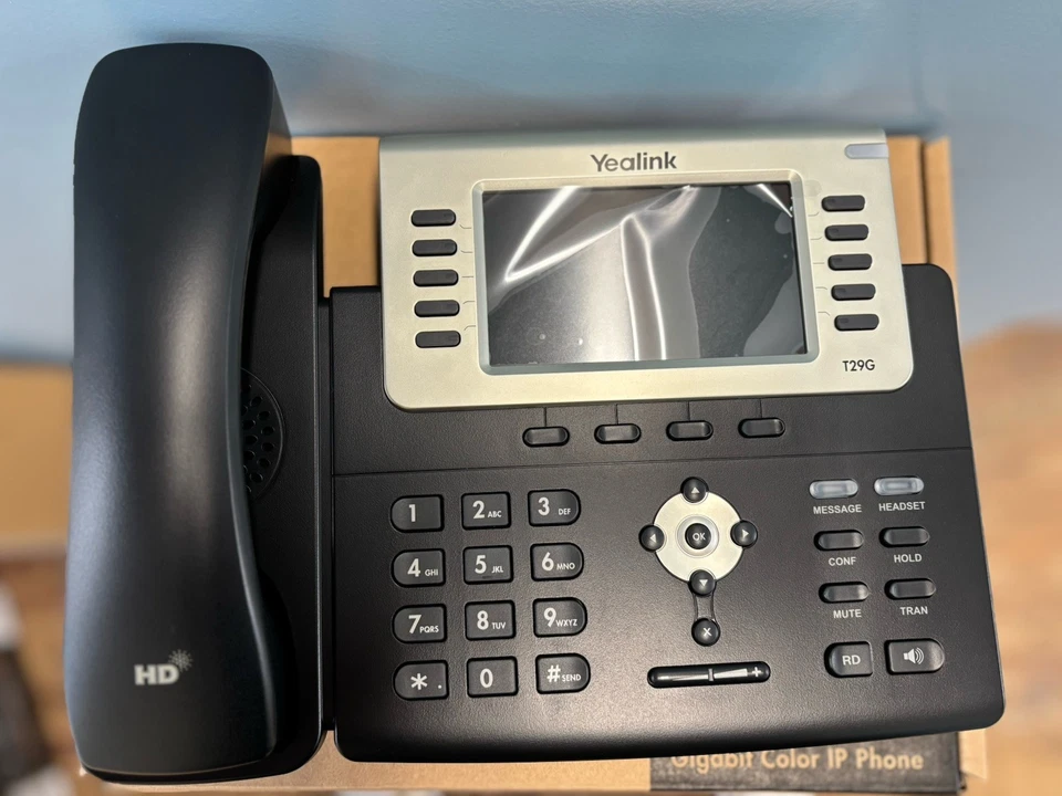 NEW - Yealink Bt40 Bluetooth Usb Dongle Use W/ SIP T27G Lot Of 3 New In Box - Image 3 of 3