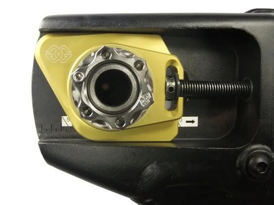 GILLES TOOLING AXB Kettenspanner Gold für SUZUKI GSR 600 2006-10