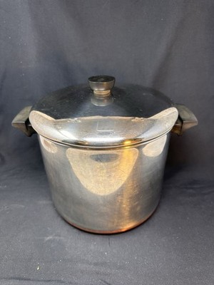 How To Clean Paul Revere Cookware: Easy Tips for a Shiny Finish