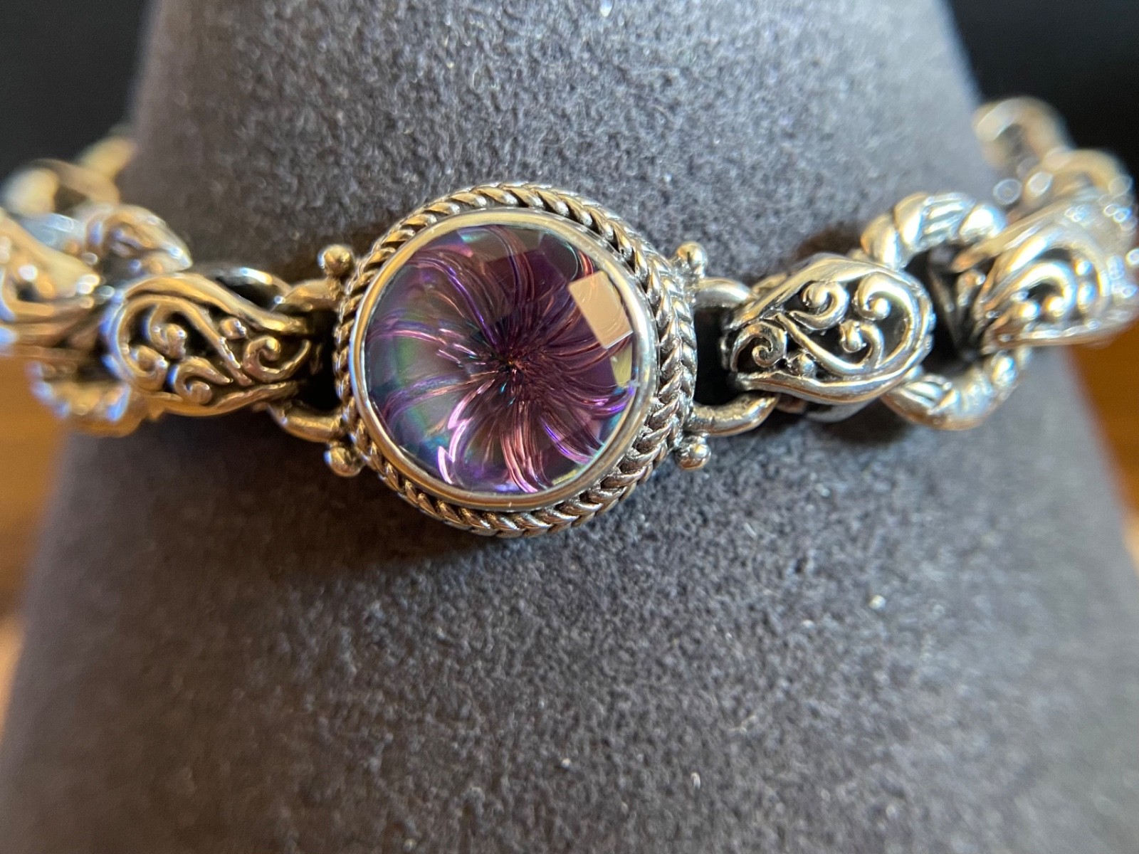 Sarda,Bali Handcrafted,Top Quality Sterling & Quartz Link Bracelet-Lobster Close