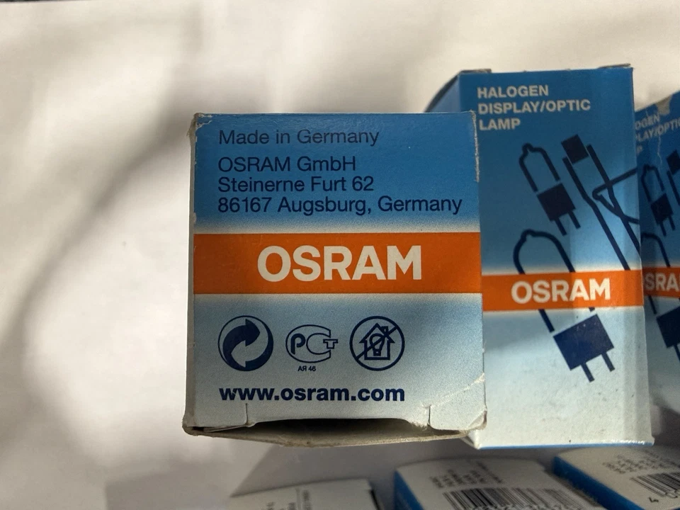 OSRAM 64382 HLX-C 200W-15 6.6A PK30d Airport Lamp - 8 Pack - Image 2 of 4