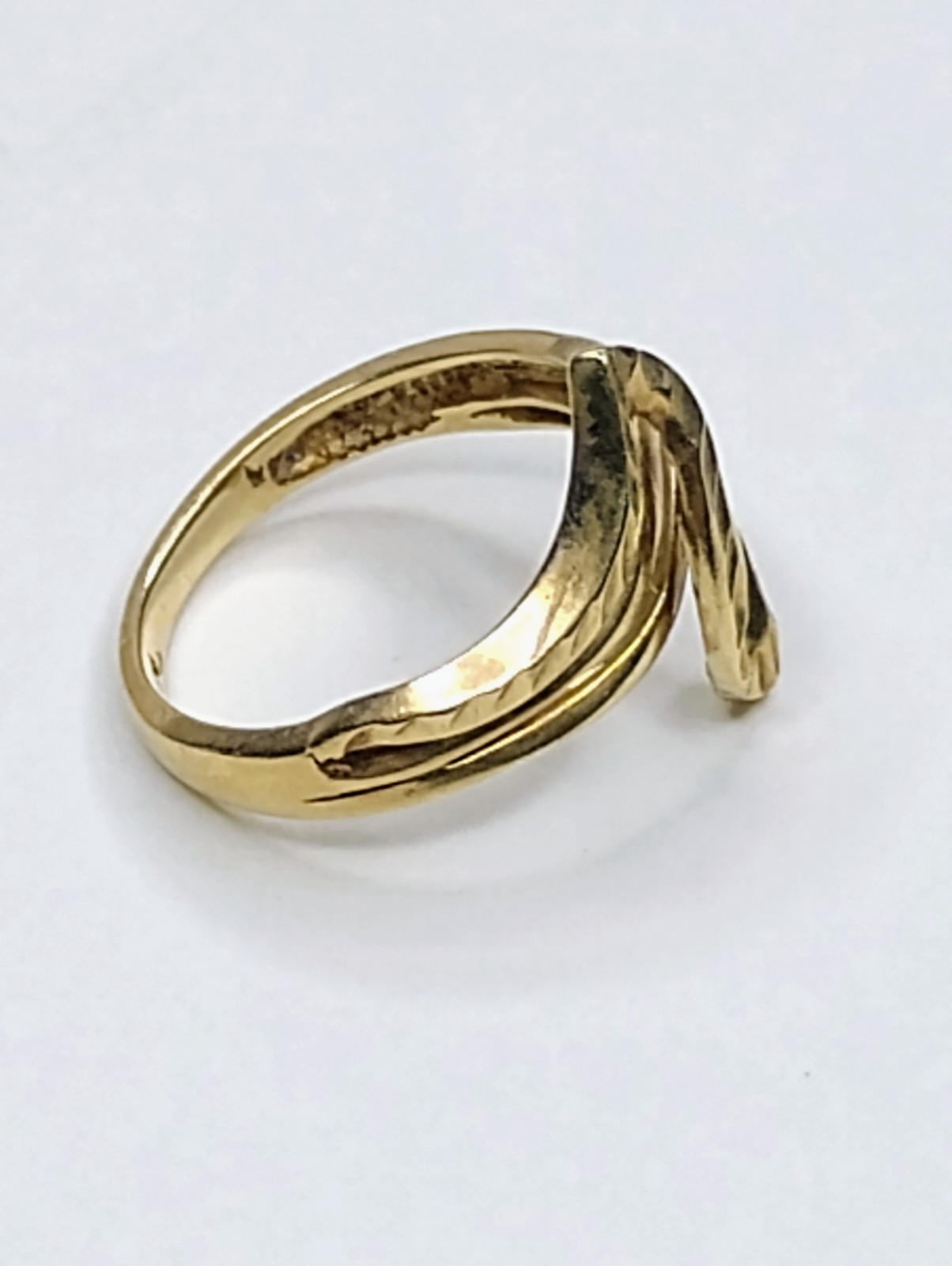 Michael Anthony 10k Solid Yellow Gold Ring 3.4 Gr… - image 13