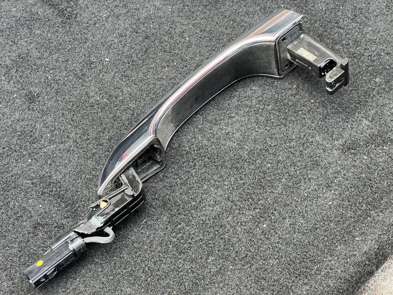 Maserati Ghibli OEM Driver Side Exterior Door Handle