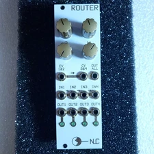 Nonlinearcircuits (NLC) Router Eurorack module — White
