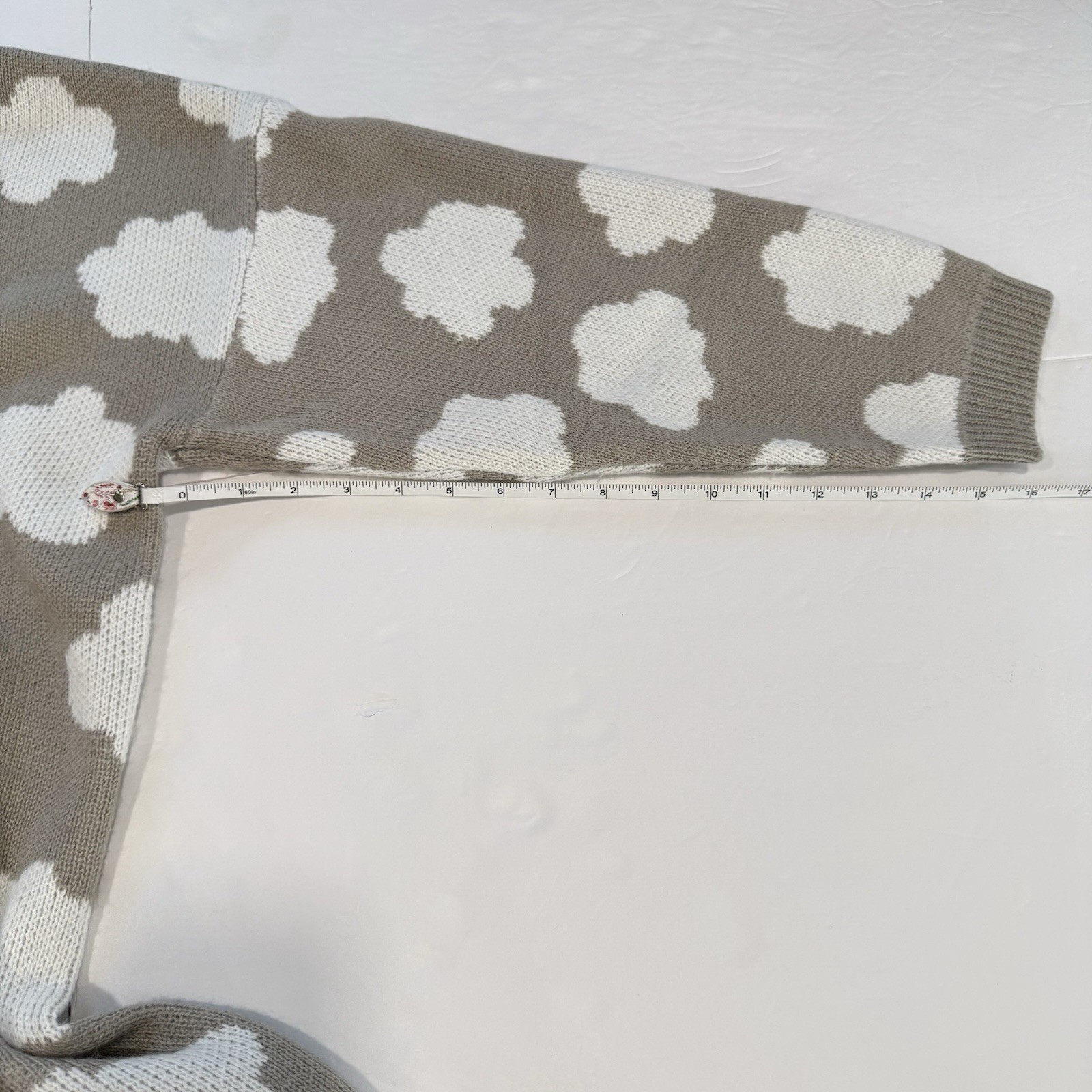 Torrid Clouds Rainbow Pullover Drop Shoulder Tuni… - image 10