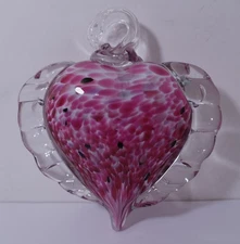 A Wonderful Midwest maker Joe Rice or St Clair Heart Shape Art Glass Paperweight