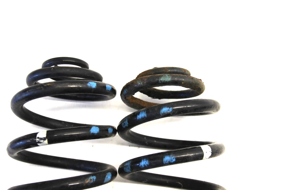 CONJUNTO DE PAR DE MOLAS HELICOIDAIS TRASEIRAS BMW OEM E36 95-99 M3 MOTORISTA PASSAGEIRO 4 LISTRAS AZUIS - Imagem 4 de 4