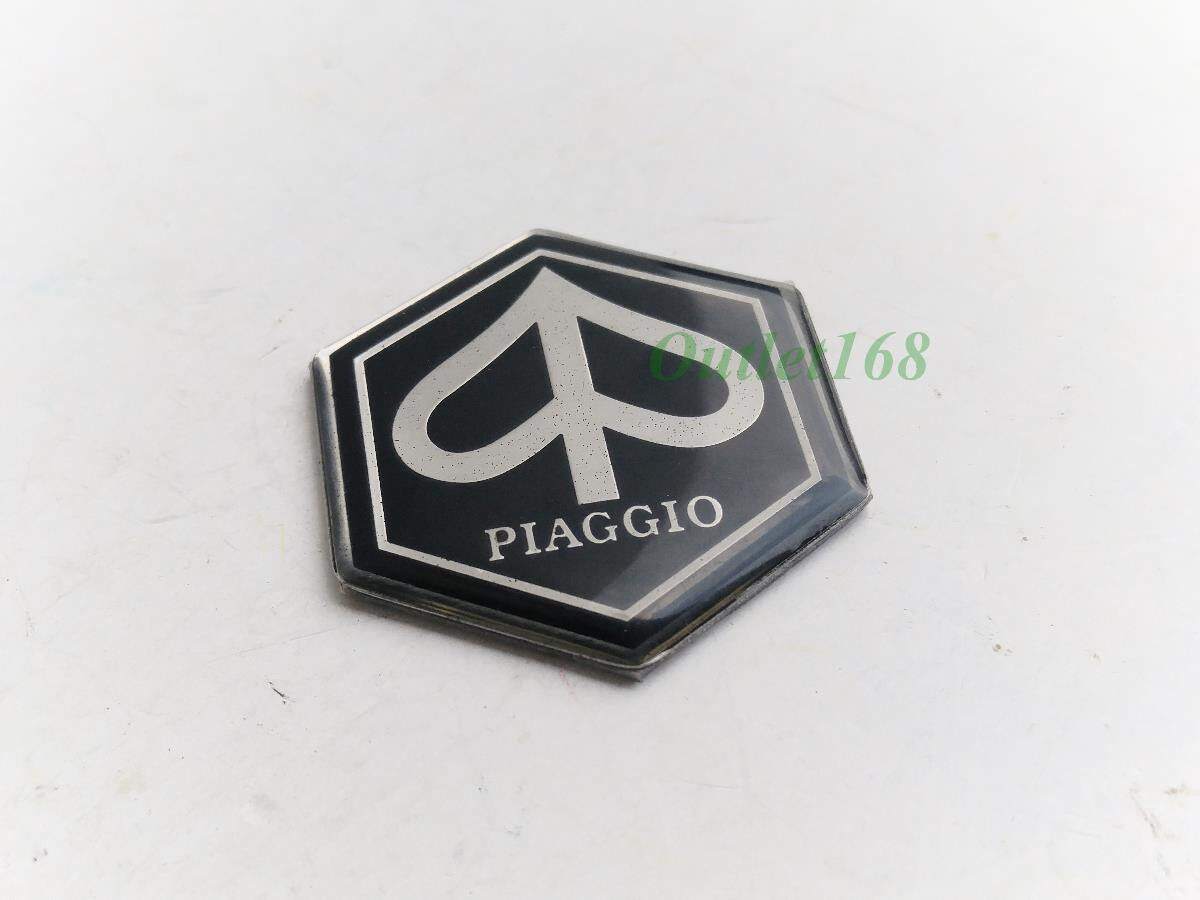  FRONT PIAGGIO HEXAGONAL BADGE EMBLEM FLY 150 3V LIBERTY  MP3 250/400 BV300/500 BV350 (1B003766)