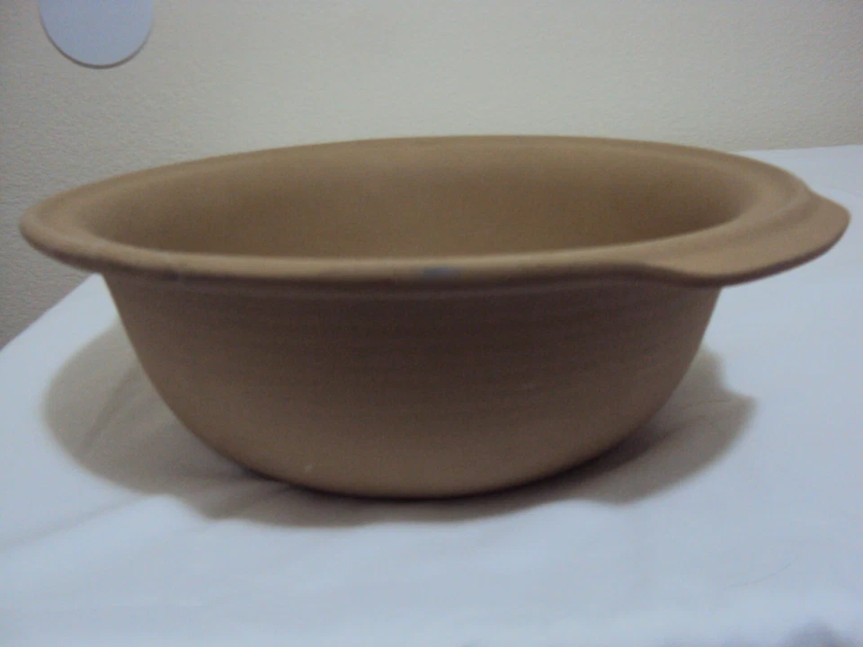 PAMPERED CHEF DEEP BAKING DISH - 12 INCH ROUND 5" TALL STONEWARE - Image 2 of 4