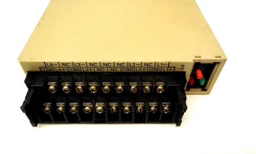 USED OMRON C200H-TS101 TEMPERATURE SENSOR UNIT C200HTS101