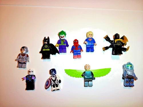 LEGO Minifigure Lot – Star Wars, Super Heroes, Ninjago + Accessories (Mixed)