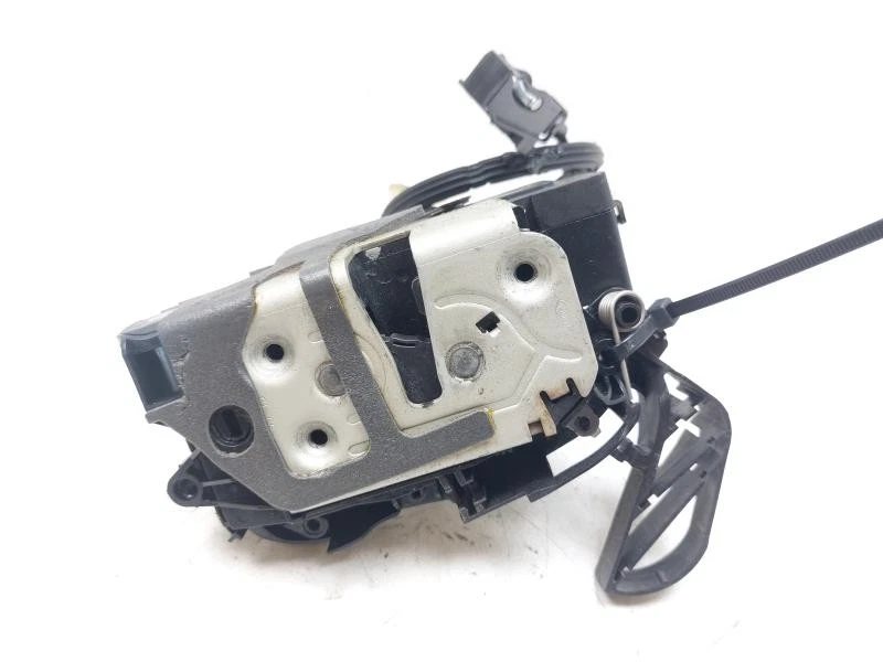 AM5AU21813AE SERRATURA PORTA ANT SX FORD C-MAX II (DXA-CB7) 1.6 TDCI 8V MAN 6M 1 - Immagine 3 di 4