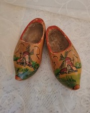 Vintage Dutch Clogs Wooden Shoe Made In Holland Hand Carved  Painted Scene