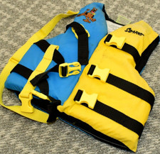 Scooby Doo Surfing Stearns Youth Life Vest 30-50lbs Yellow Blue Embroidered 3040