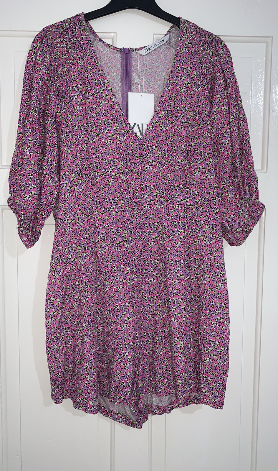 MINI MONO ZARA ROSA MORADO ESTAMPADO FLORAL TALLA L NUEVO CON ETIQUETAS