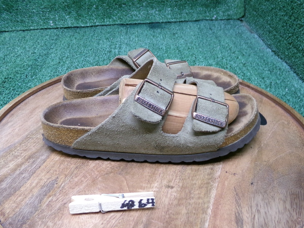 Birkenstock Arizona Suede Sandal - Taupe Green Birkenstock Arizona Unisex Sandals Thyme Suede – Footwear etc main image 2