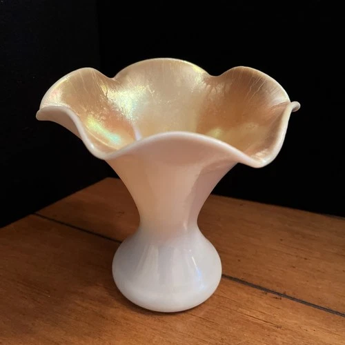Antique Steuben Glass Vase -GOLD Aurene on White Calcite -Ruffled 6” F. Carder