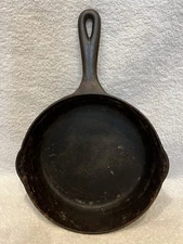 Vtg Chicago Hardware Foundry CHF #5 Cast Iron Skillet Diamond Logo Heat Ring