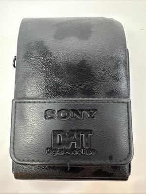 Sony DAT Digital Audio Tape-Corder Walkman TCD-D3 CASE