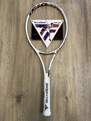 Tecnifibre TF40 (98, 305g, 16x19, grip 2)