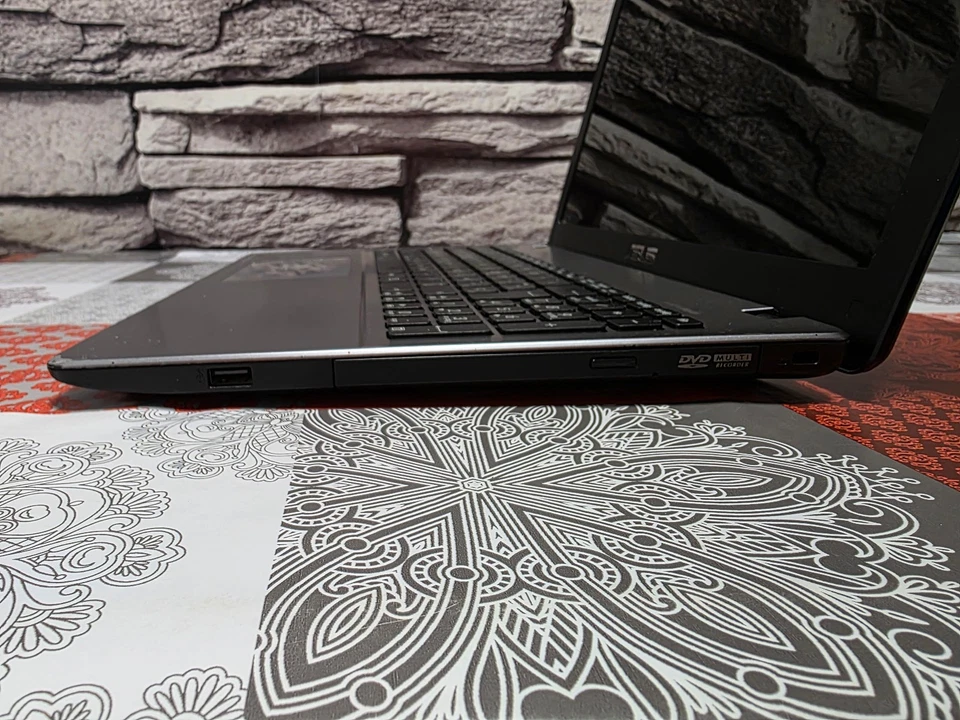 ASUS F555LD - Imagen 4 de 4