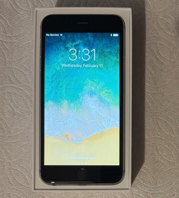 Apple iPhone 6 Plus 64GB Space Gray A1522 MG5C2LL/A Smartphone Box