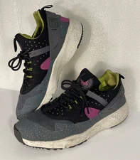 NIKE MENS SIZE 11 AIR HUARACHE UTILITY PREMIUM MEDIUM BERRY DARK GREY 860979-500