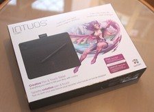 Wacom Intuos Comic CD and empty box
