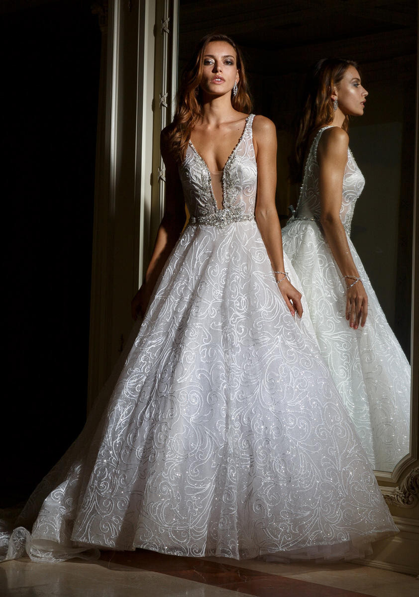 lace and tulle flower girl dress V Back Long Lace and Tulle White Flower Girl Dress with Bow – FancyVestido