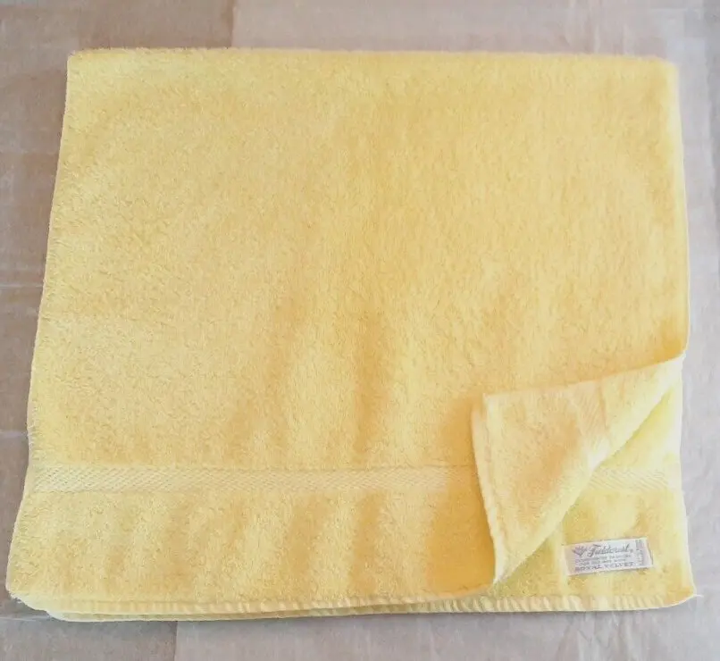 Vintage Fieldcrest Royal Velvet Hand Towel Yellow