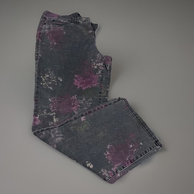 Bandolino Mandie Jeans 12 Black floral boho artsy Straight Stretch
