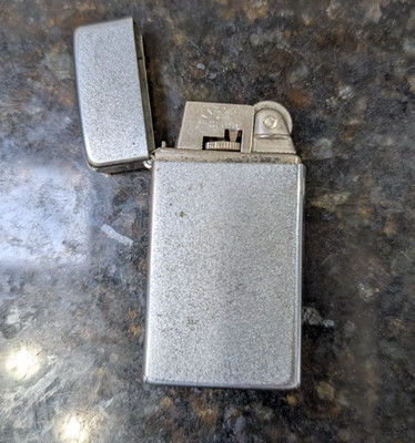 Vintage Scripto Butane Lighter Chrome