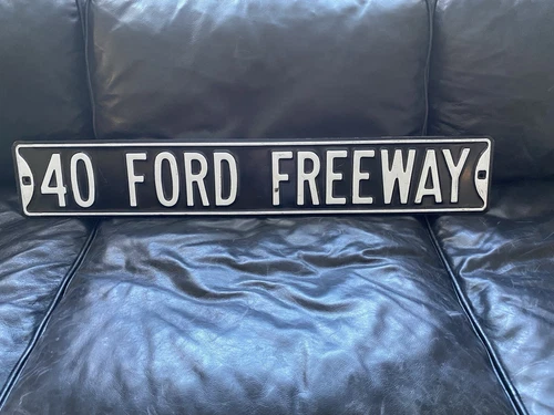 Rare Vintage 1940 Ford Freeway Embossed Painted Metal Street Sign