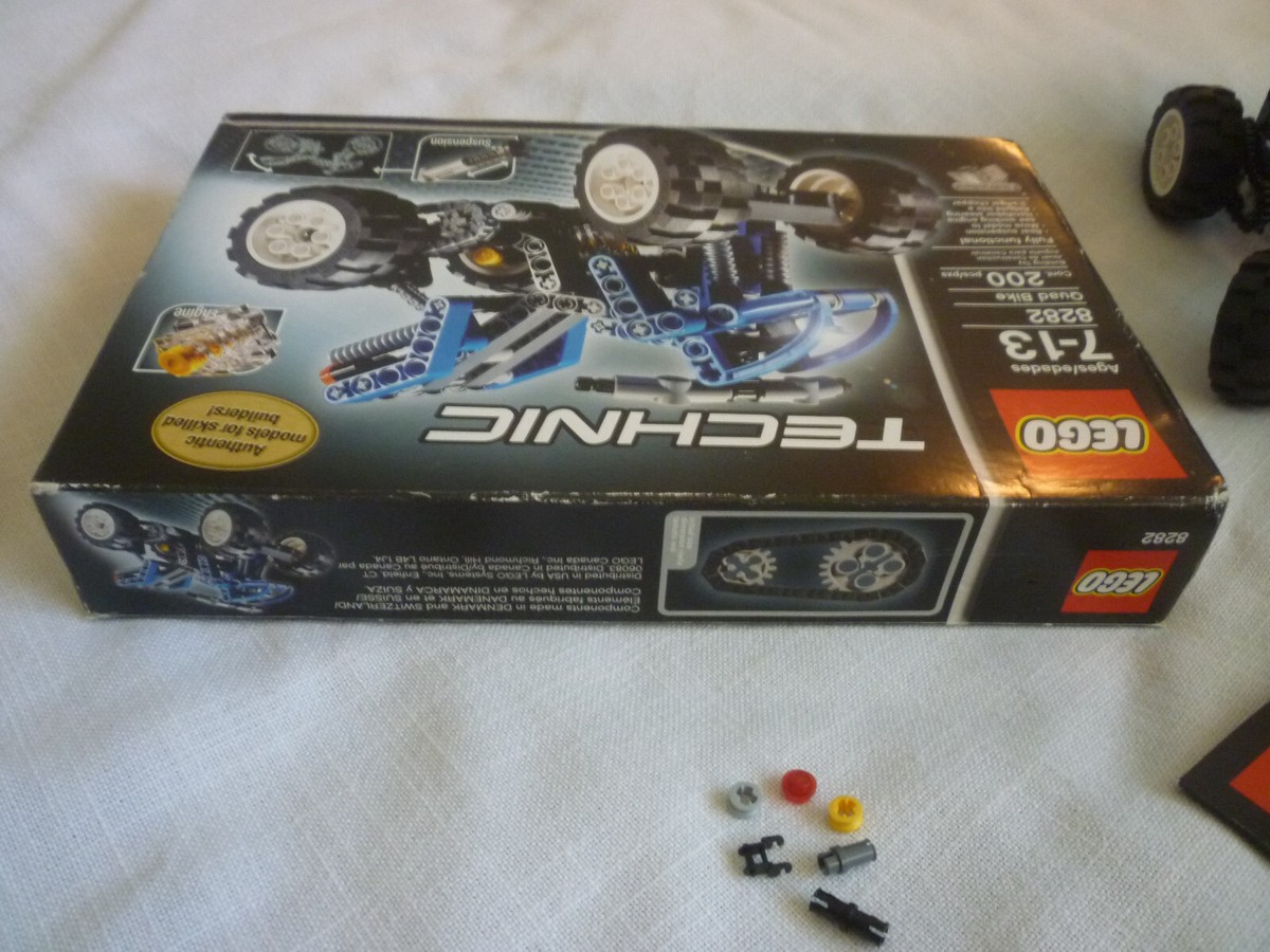 2006 Lego 8282 Technic 2 in 1 Set QUAD BIKE/Chopper COMPLETE w